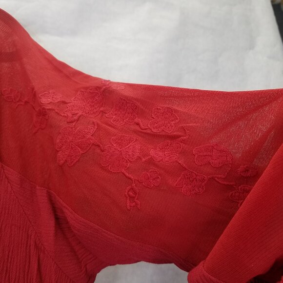 DG2 Diane Gilman Womens L Long Sleeve Blouse Red Embroidered Mesh Shoulder Crepe - Picture 3 of 14